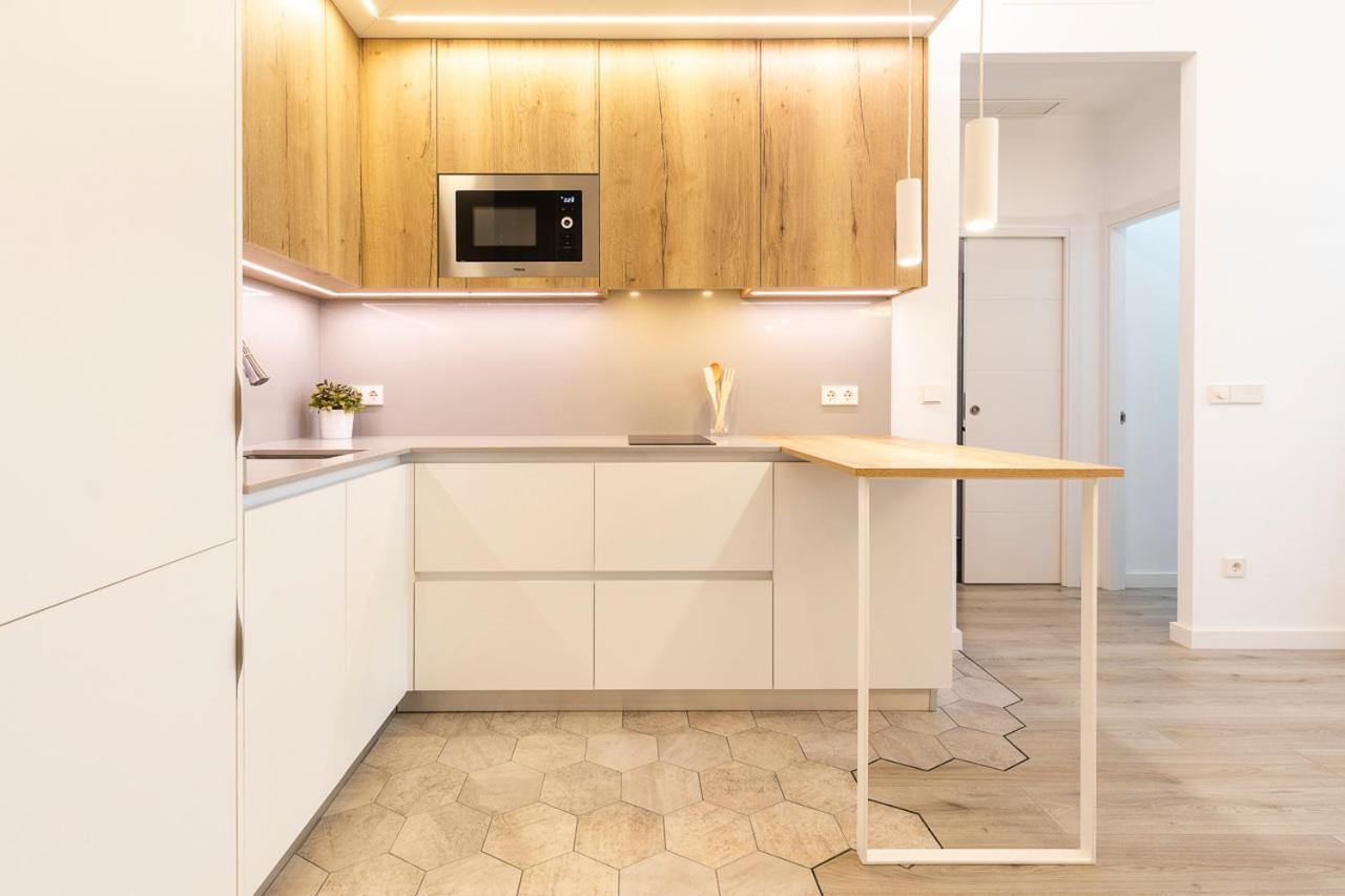 אמפוריבראבה Sylvia 1M - Precioso Apartamento En Primera Linea De Mar - Centrico - Playa - Wifi מראה חיצוני תמונה