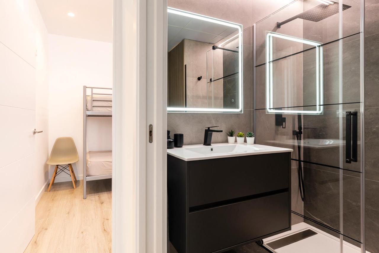 אמפוריבראבה Sylvia 1M - Precioso Apartamento En Primera Linea De Mar - Centrico - Playa - Wifi מראה חיצוני תמונה